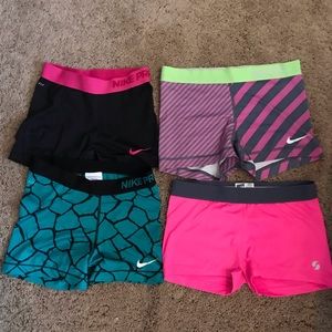 Nike Workout Women Clothes Bundle